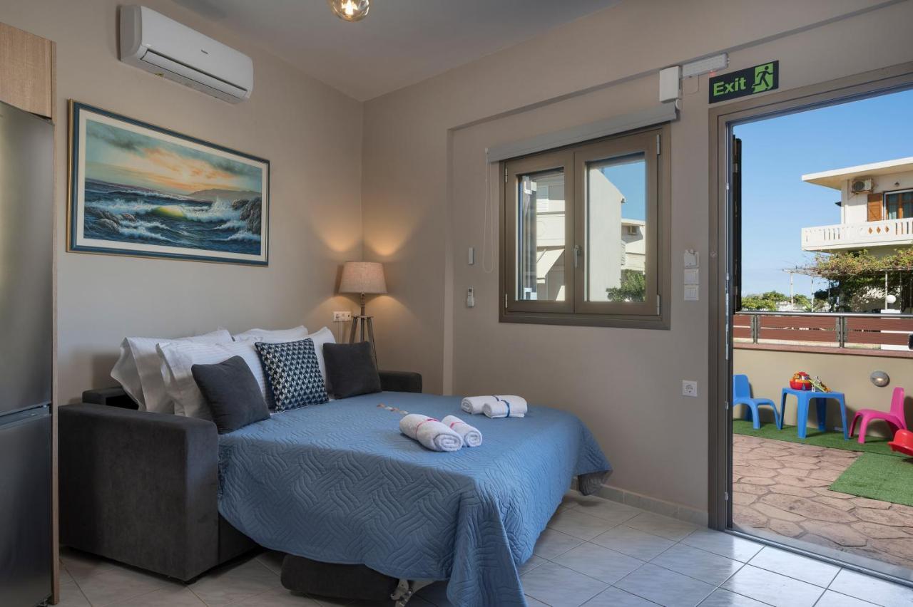 Floral Beach Apt With Lux Extras & Special Treats Κολυμβάρι Εξωτερικό φωτογραφία