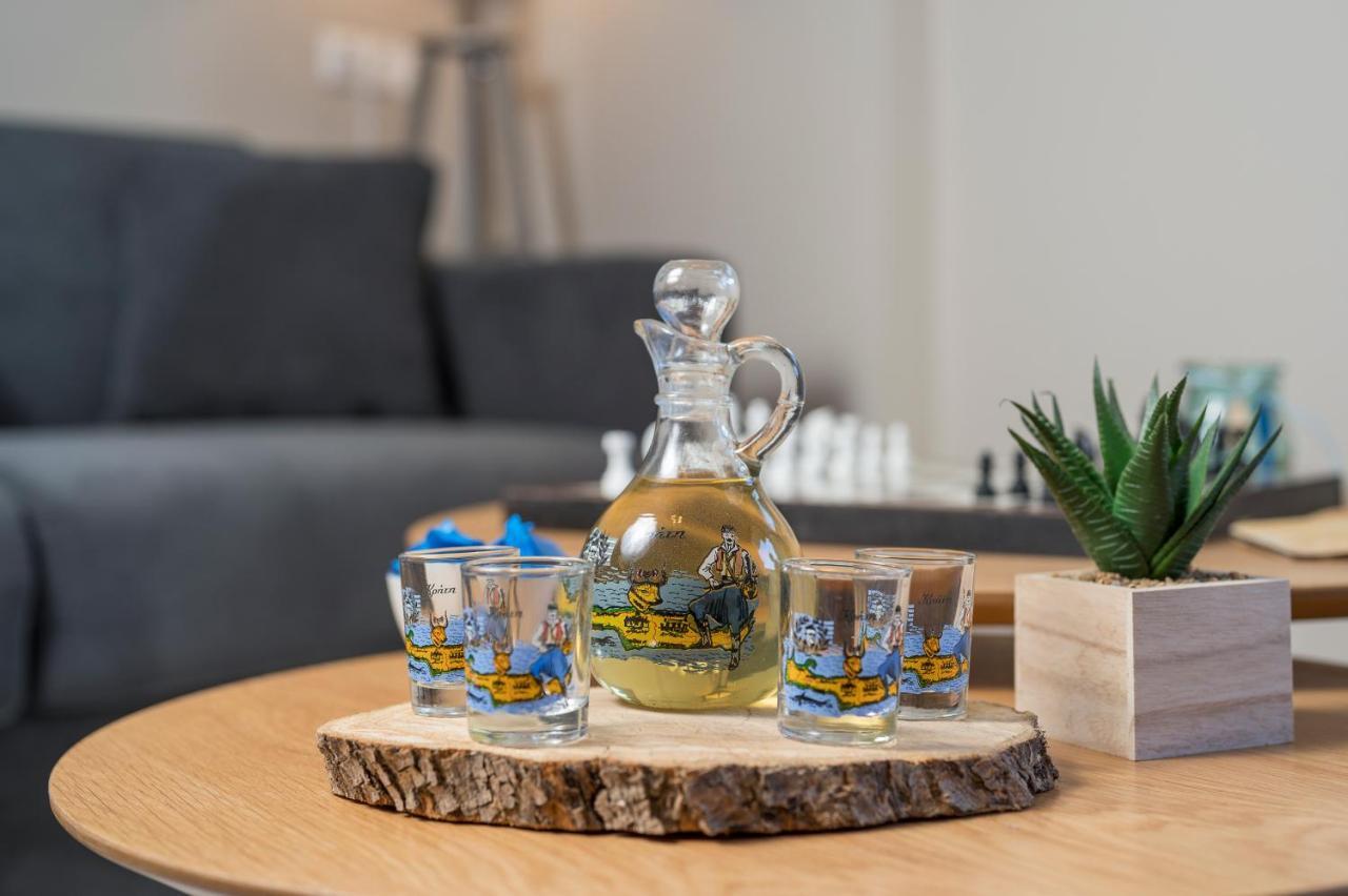 Floral Beach Apt With Lux Extras & Special Treats Κολυμβάρι Εξωτερικό φωτογραφία