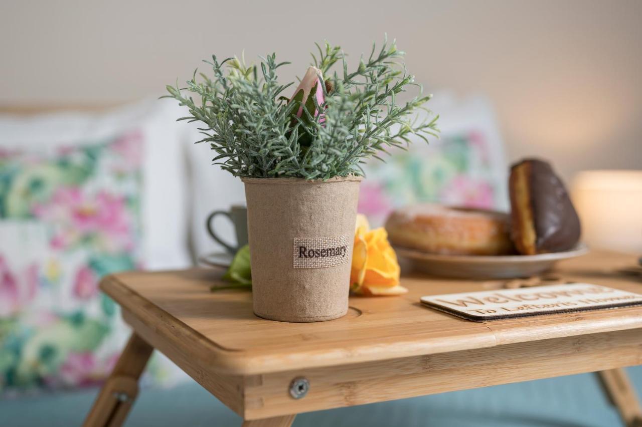 Floral Beach Apt With Lux Extras & Special Treats Κολυμβάρι Εξωτερικό φωτογραφία