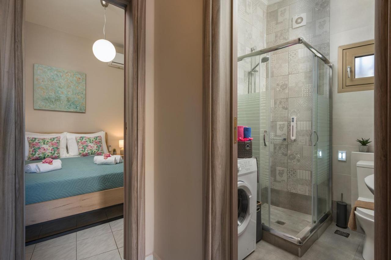 Floral Beach Apt With Lux Extras & Special Treats Κολυμβάρι Εξωτερικό φωτογραφία
