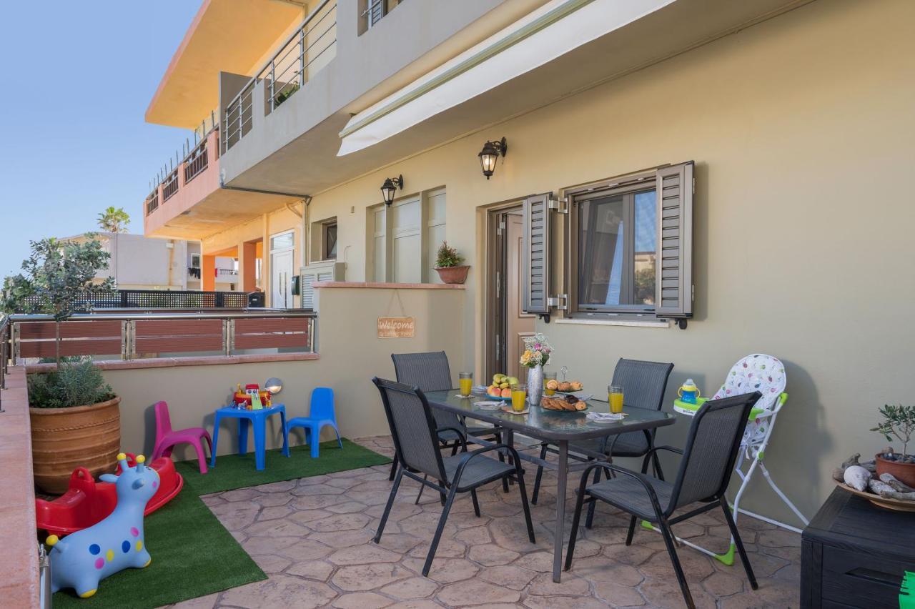 Floral Beach Apt With Lux Extras & Special Treats Κολυμβάρι Εξωτερικό φωτογραφία