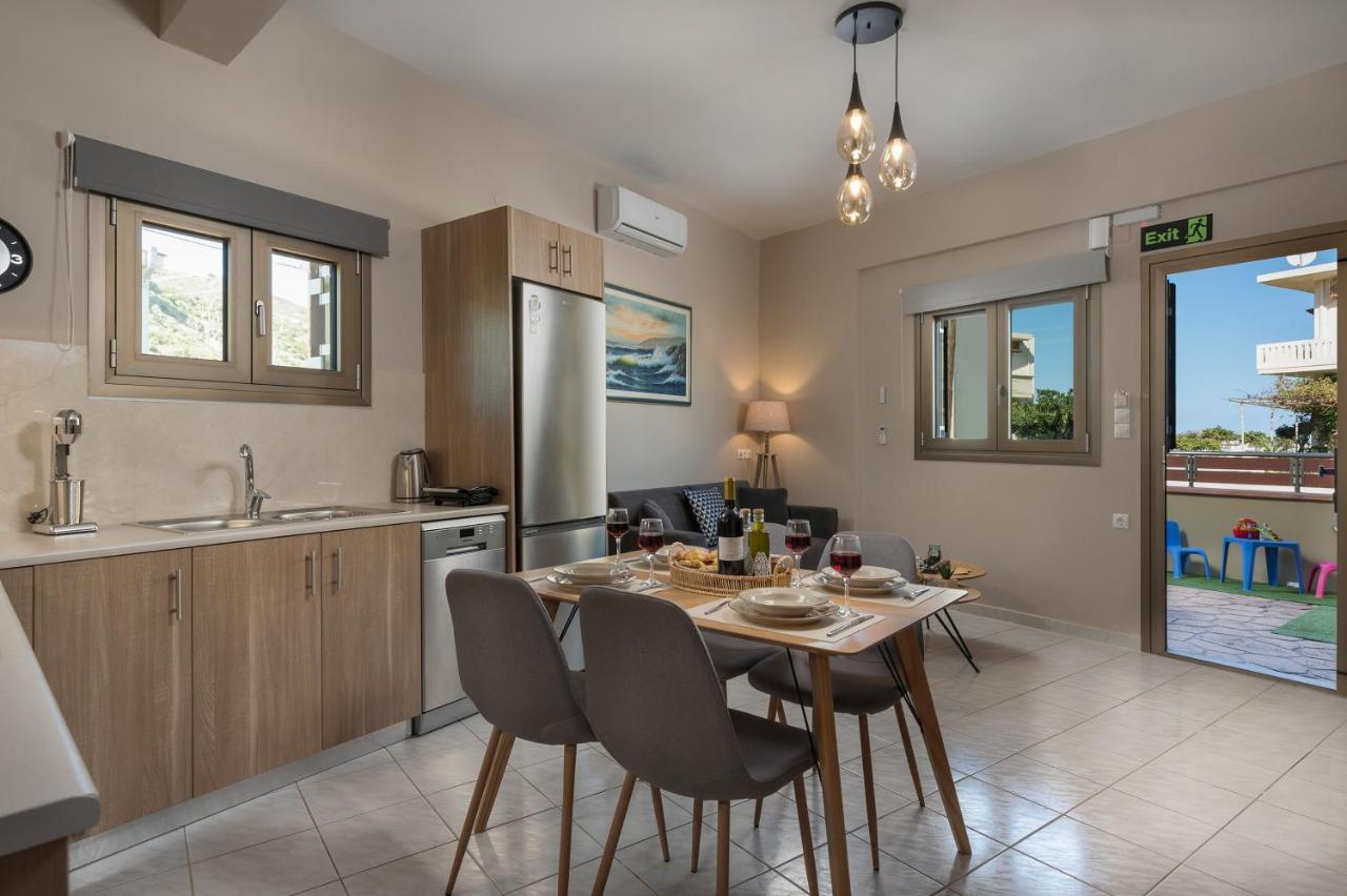 Floral Beach Apt With Lux Extras & Special Treats Κολυμβάρι Εξωτερικό φωτογραφία