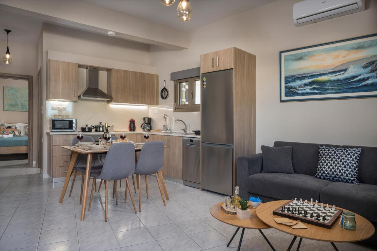 Floral Beach Apt With Lux Extras & Special Treats Κολυμβάρι Εξωτερικό φωτογραφία